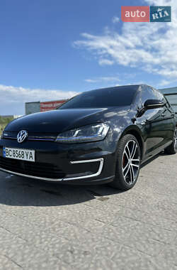 Хэтчбек Volkswagen e-Golf 2016 в Львове