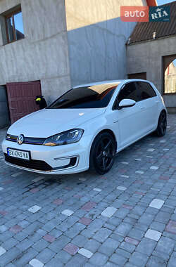 Хэтчбек Volkswagen e-Golf 2015 в Хмельницком