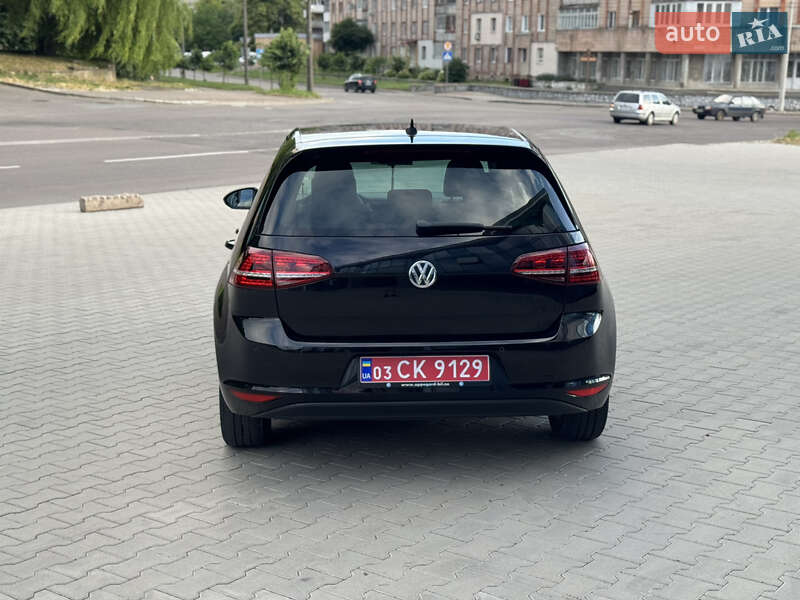 Хетчбек Volkswagen e-Golf 2016 в Рівному
