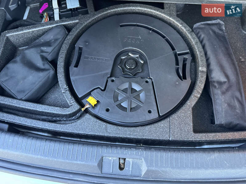 Хетчбек Volkswagen e-Golf 2017 в Рівному