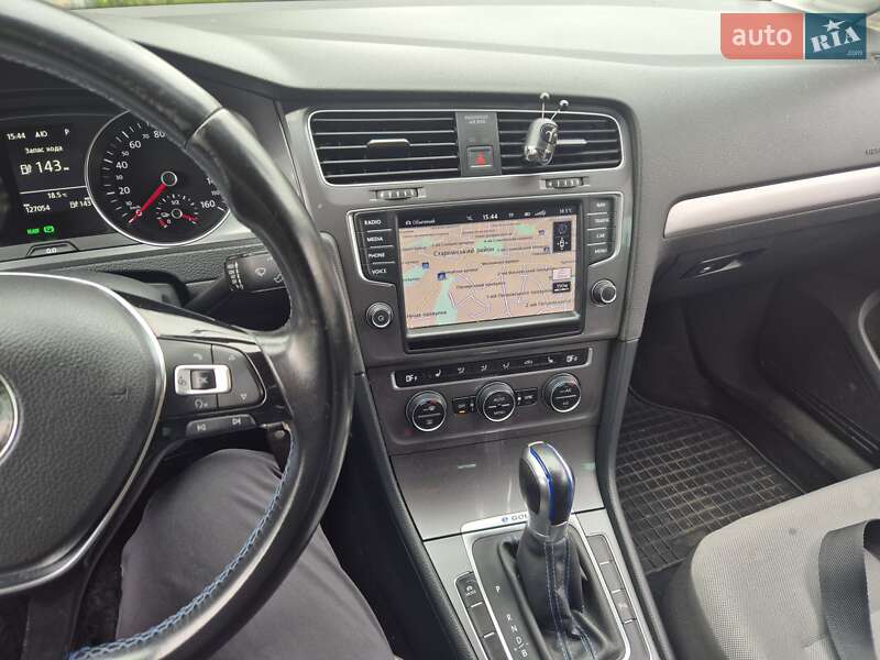 Хетчбек Volkswagen e-Golf 2014 в Вінниці