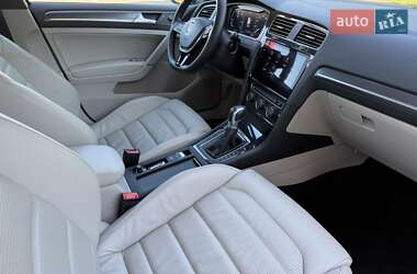 Хэтчбек Volkswagen e-Golf 2018 в Виннице
