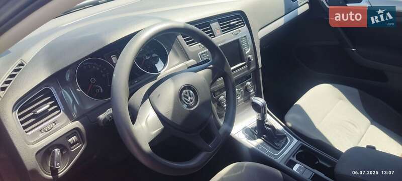 Хетчбек Volkswagen e-Golf 2016 в Борисполі