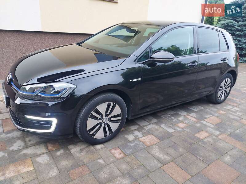 Хетчбек Volkswagen e-Golf 2018 в Львові