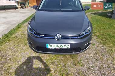 Хетчбек Volkswagen e-Golf 2020 в Комарному