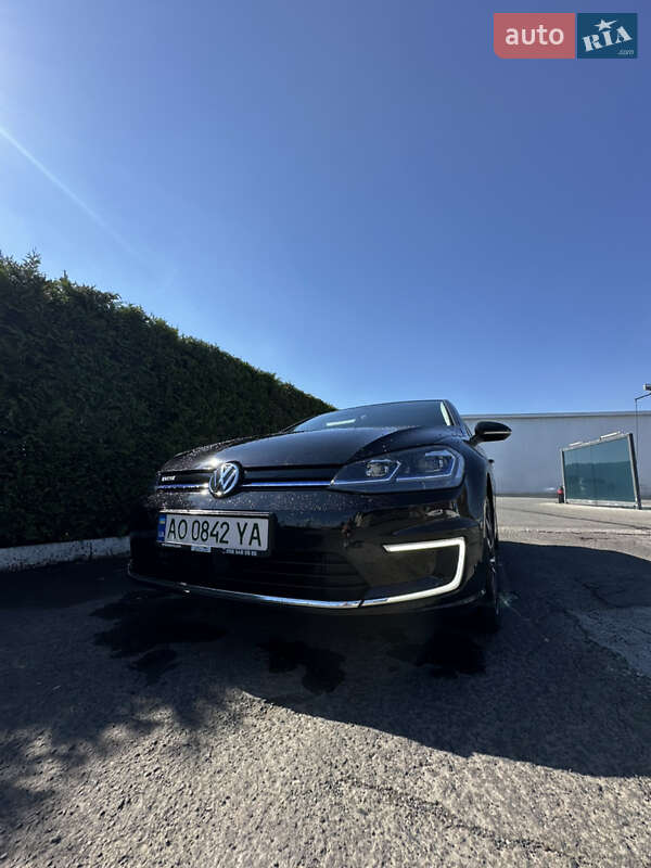 Хетчбек Volkswagen e-Golf 2018 в Виноградові