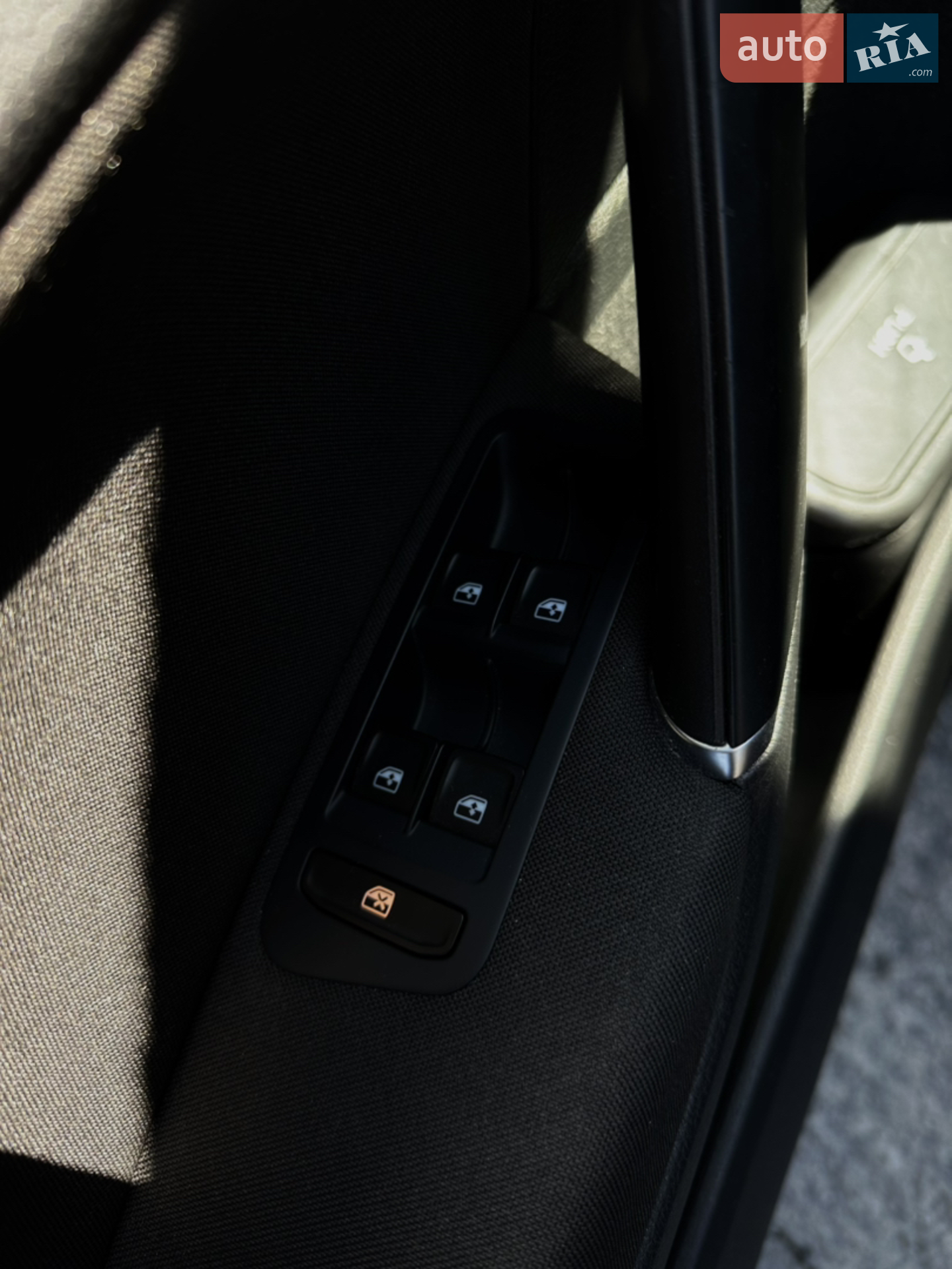 2018 Volkswagen Golf - мініатюра 21