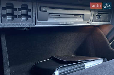 Хэтчбек Volkswagen e-Golf 2018 в 