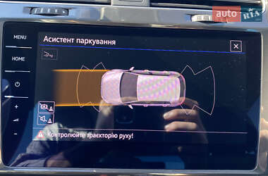 Хэтчбек Volkswagen e-Golf 2018 в 