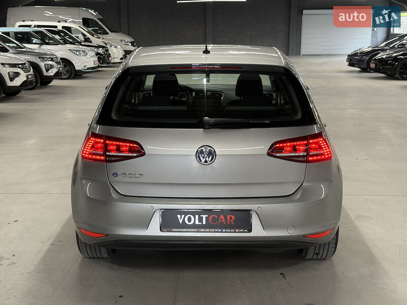 Хэтчбек Volkswagen e-Golf 2015 в Владимире