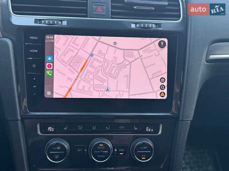 Хетчбек Volkswagen e-Golf 2018 в Львові