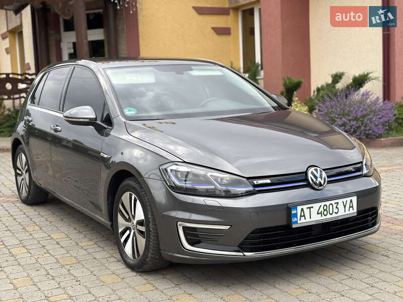 Хэтчбек Volkswagen e-Golf 2018 в Косове