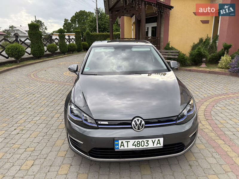 Хэтчбек Volkswagen e-Golf 2018 в Косове