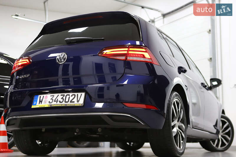 Хетчбек Volkswagen e-Golf 2021 в Дрогобичі