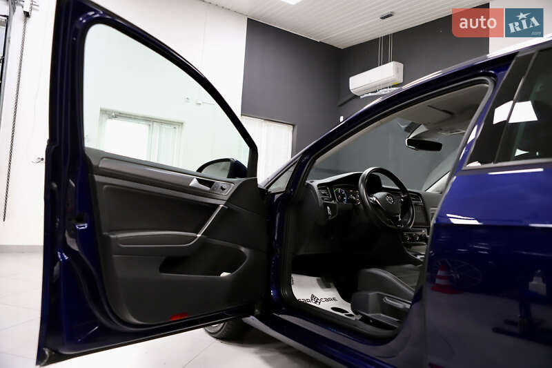 Хетчбек Volkswagen e-Golf 2021 в Дрогобичі