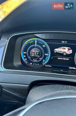 Хэтчбек Volkswagen e-Golf 2018 в Обухове