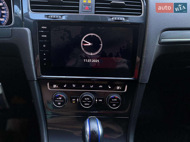 Хэтчбек Volkswagen e-Golf 2019 в Сваляве