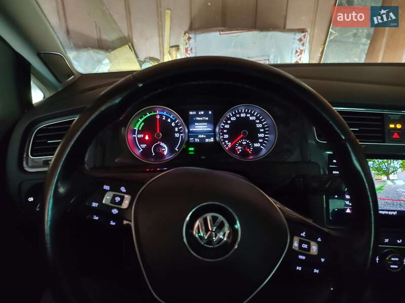 Хетчбек Volkswagen e-Golf 2020 в Вінниці