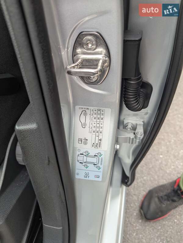 Хетчбек Volkswagen e-Golf 2020 в Вінниці