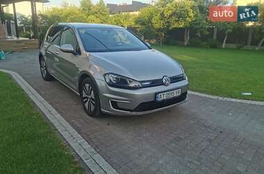 Хэтчбек Volkswagen e-Golf 2015 в Ивано-Франковске