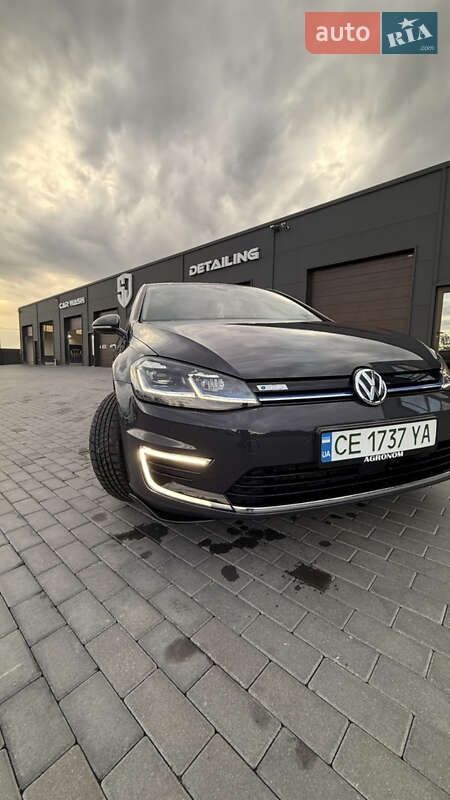Хэтчбек Volkswagen e-Golf 2020 в Глыбокой