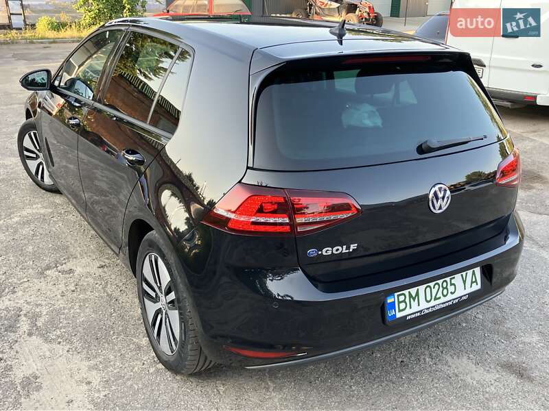 Хетчбек Volkswagen e-Golf 2014 в Сумах