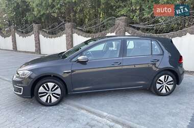 Хэтчбек Volkswagen e-Golf 2019 в 