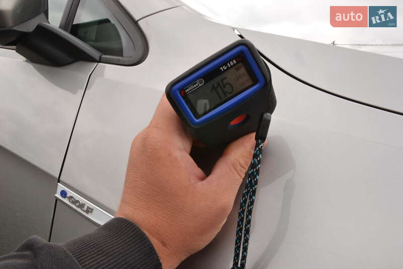 Хэтчбек Volkswagen e-Golf 2016 в Луцке