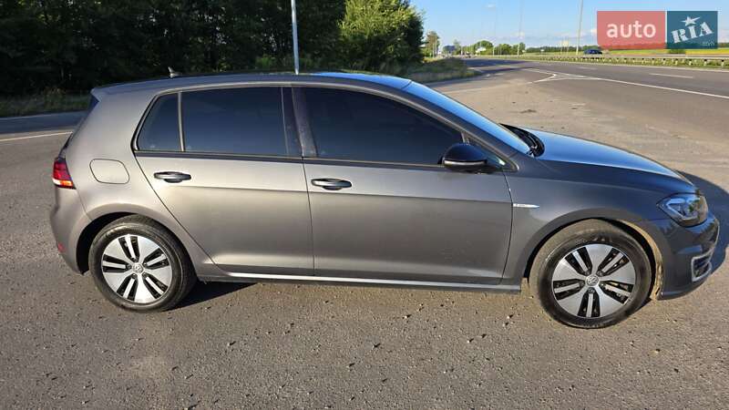 Хэтчбек Volkswagen e-Golf 2017 в Полтаве