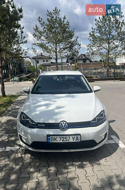Хэтчбек Volkswagen e-Golf 2014 в Ровно