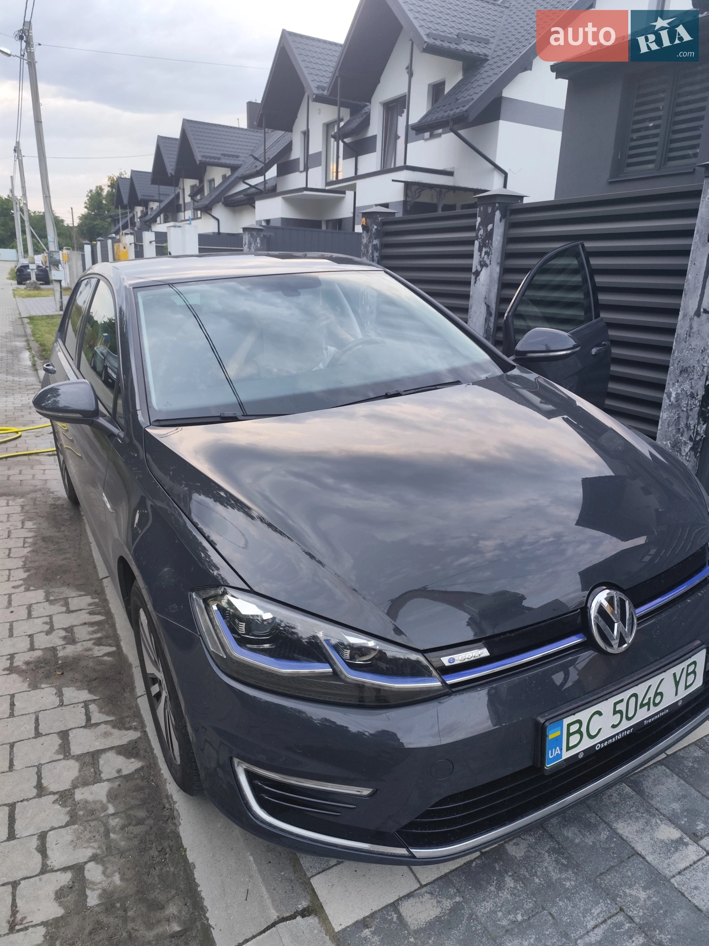 2020 Volkswagen Golf - фото 1