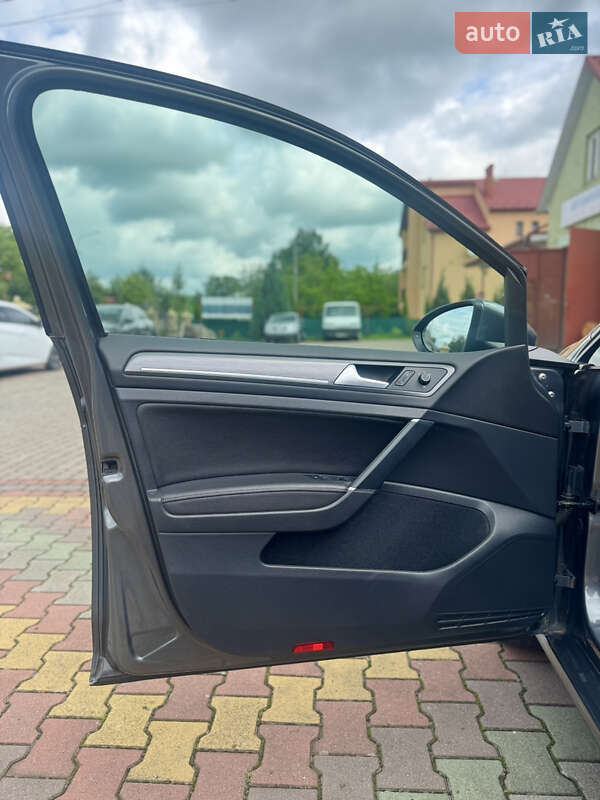 Хэтчбек Volkswagen e-Golf 2019 в Самборе