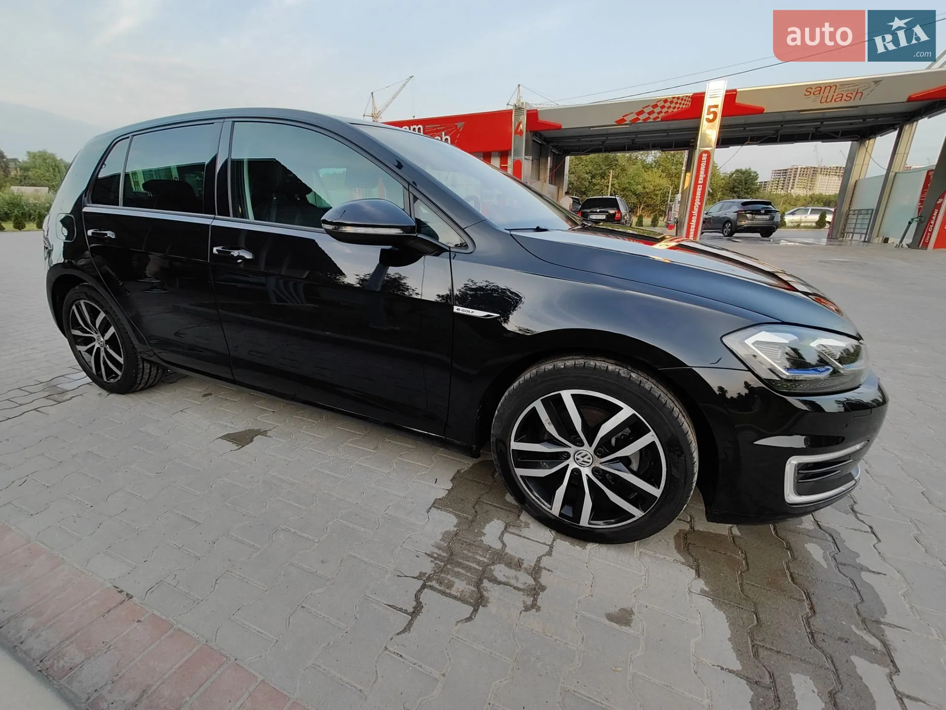 2019 Volkswagen Golf - мініатюра 2