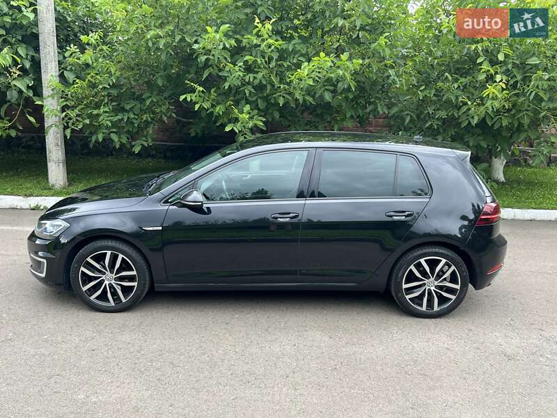 Хэтчбек Volkswagen e-Golf 2019 в Ровно
