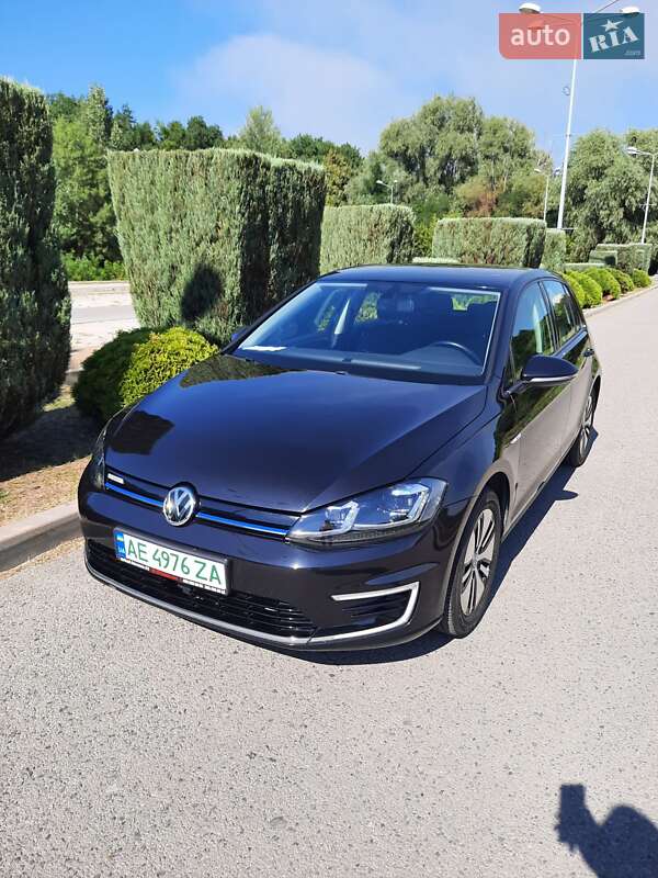 Volkswagen e-Golf 2019