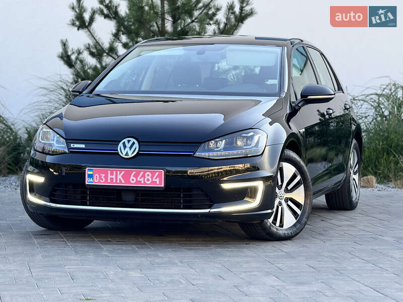 Volkswagen e-Golf 2015