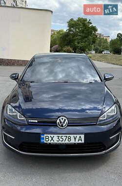 Хэтчбек Volkswagen e-Golf 2014 в Каменец-Подольском