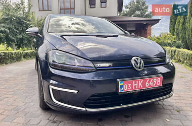 Хэтчбек Volkswagen e-Golf 2015 в Киеве