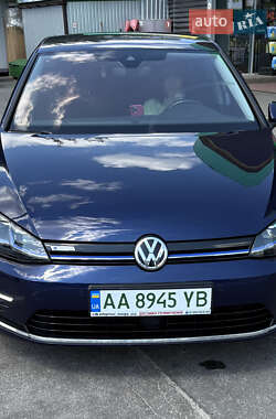 Хетчбек Volkswagen e-Golf 2019 в Києві