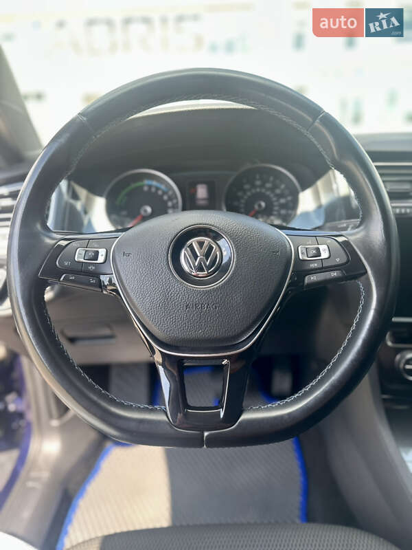 Хетчбек Volkswagen e-Golf 2019 в Харкові