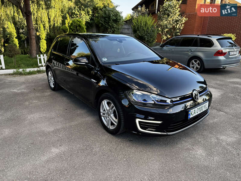 Volkswagen e-Golf 2017 Volkswagen e-Golf 2017