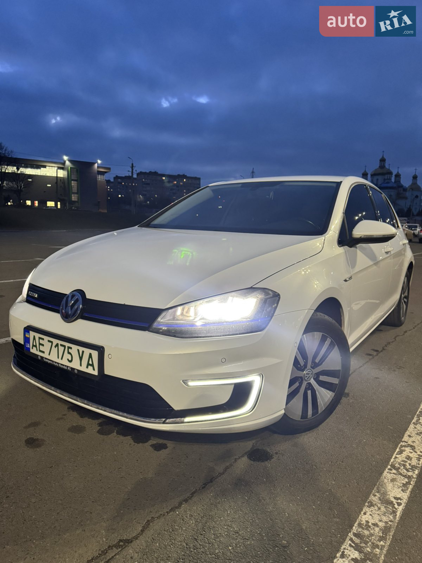 2014 Volkswagen Golf - мініатюра 4