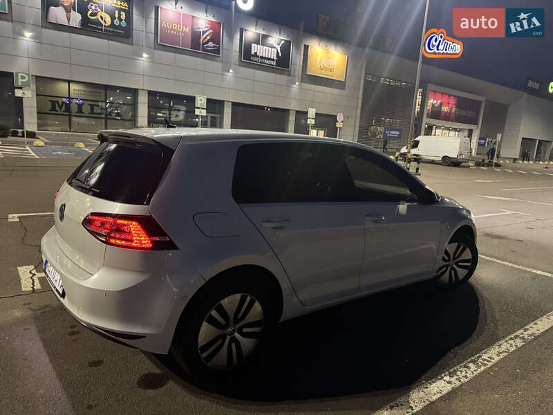 Хетчбек Volkswagen e-Golf 2014 в Кривому Розі