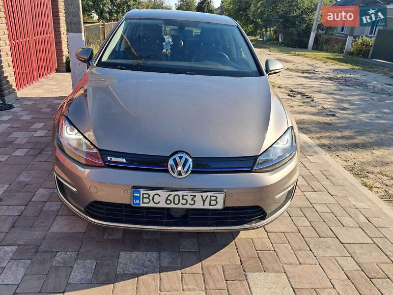 Хэтчбек Volkswagen e-Golf 2015 в Луцке фото 26 Хэтчбек Volkswagen e-Golf 2015 в Луцке
