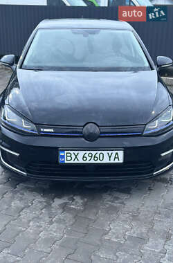 Хэтчбек Volkswagen e-Golf 2014 в Хмельницком