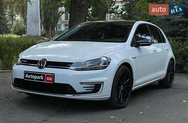 Хетчбек Volkswagen e-Golf 2017 в Києві
