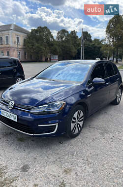 Хэтчбек Volkswagen e-Golf 2018 в Чугуеве