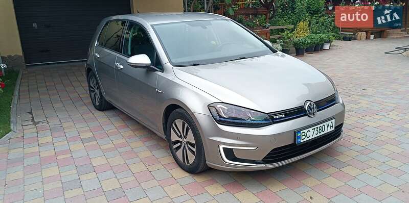 Хетчбек Volkswagen e-Golf 2014 в Львові