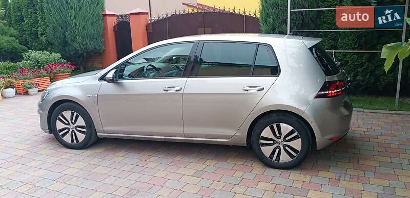 Хетчбек Volkswagen e-Golf 2014 в Львові