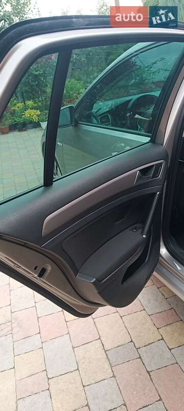 Хетчбек Volkswagen e-Golf 2014 в Львові